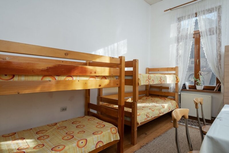 Vila interbelica eleganta si investitie in inima Capitalei.