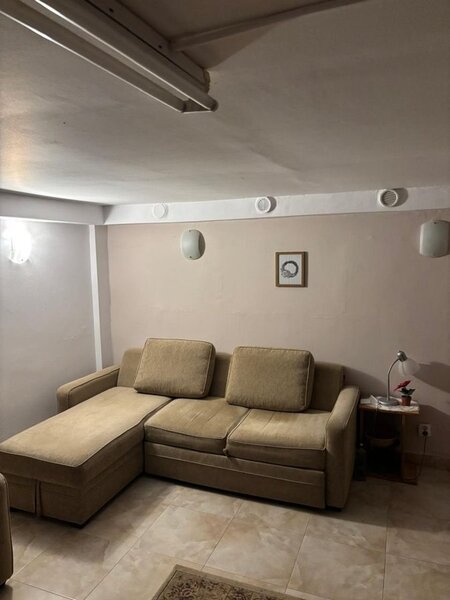 Vila interbelica eleganta si investitie in inima Capitalei.